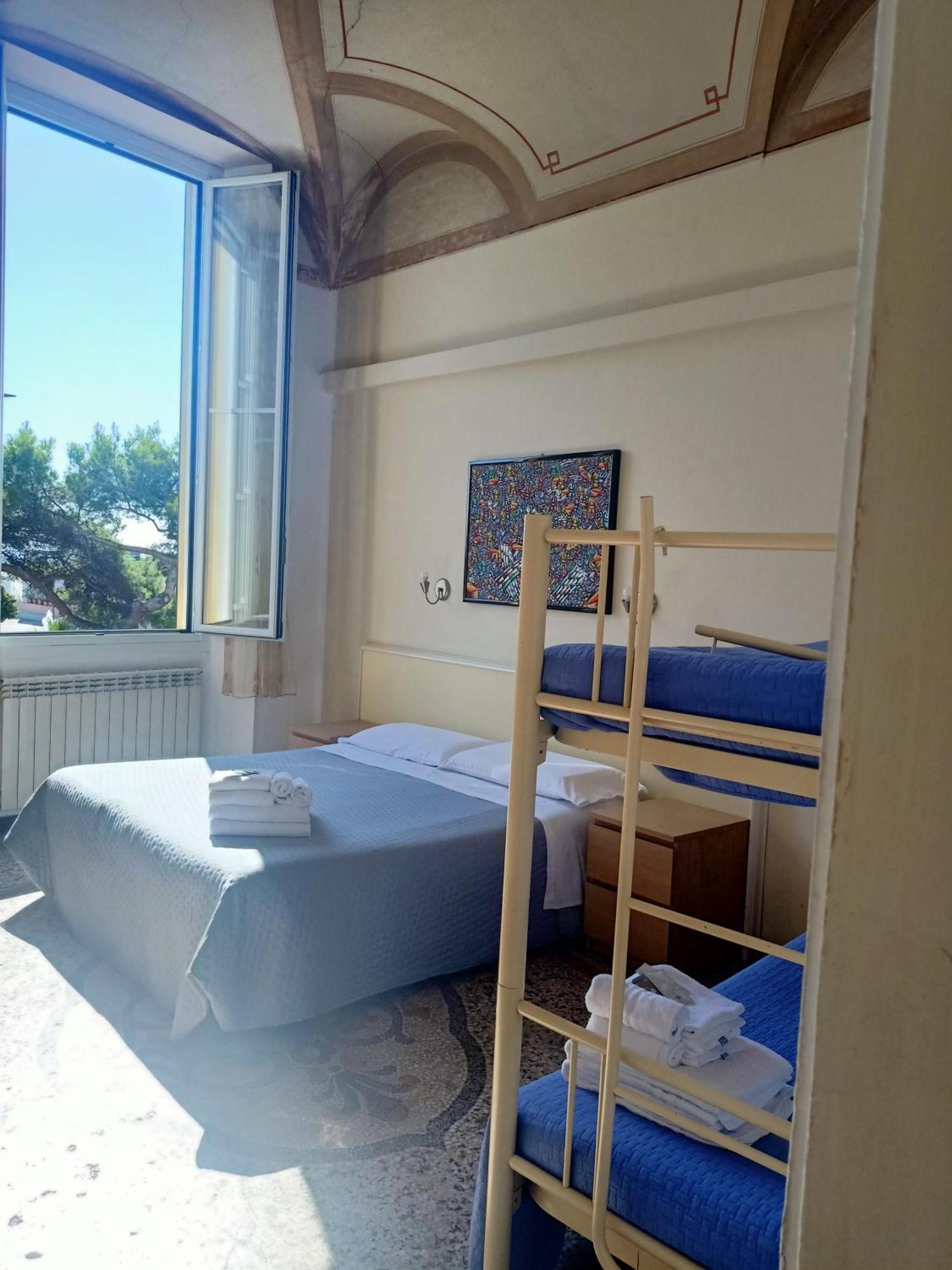 Hotel Serena Arenzano Extérieur photo