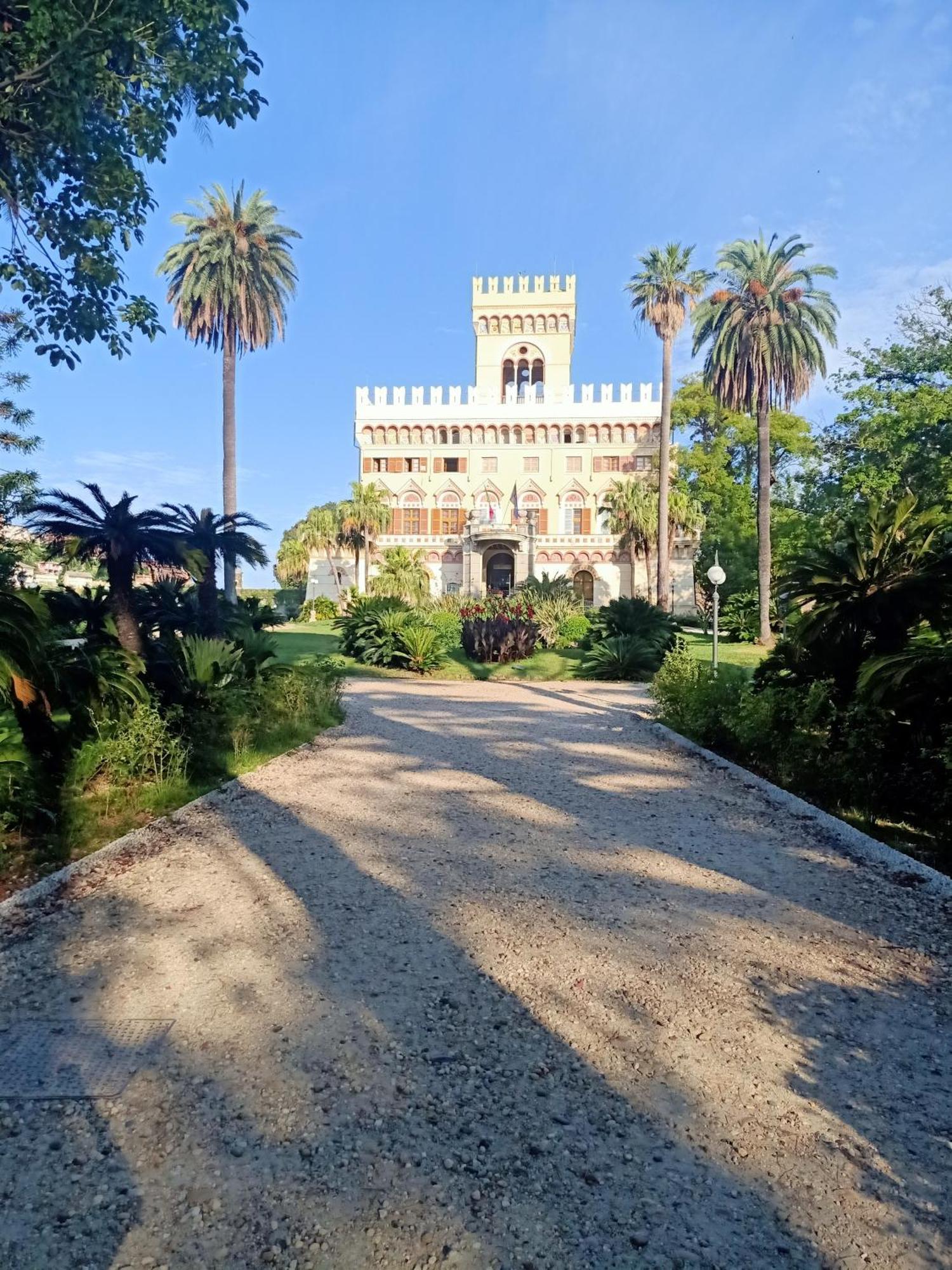 Hotel Serena Arenzano Extérieur photo